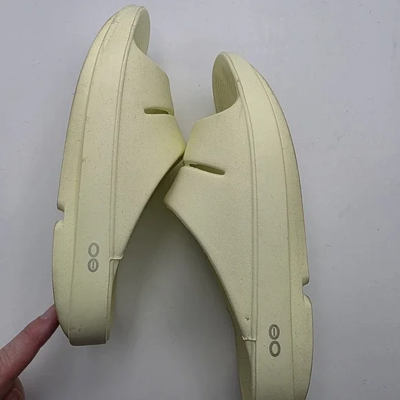 Oofos Ooahh Comfort Slide Womens Size 8- Yellow Recovery Sandals, Mens 6. - Picture 7 of 9